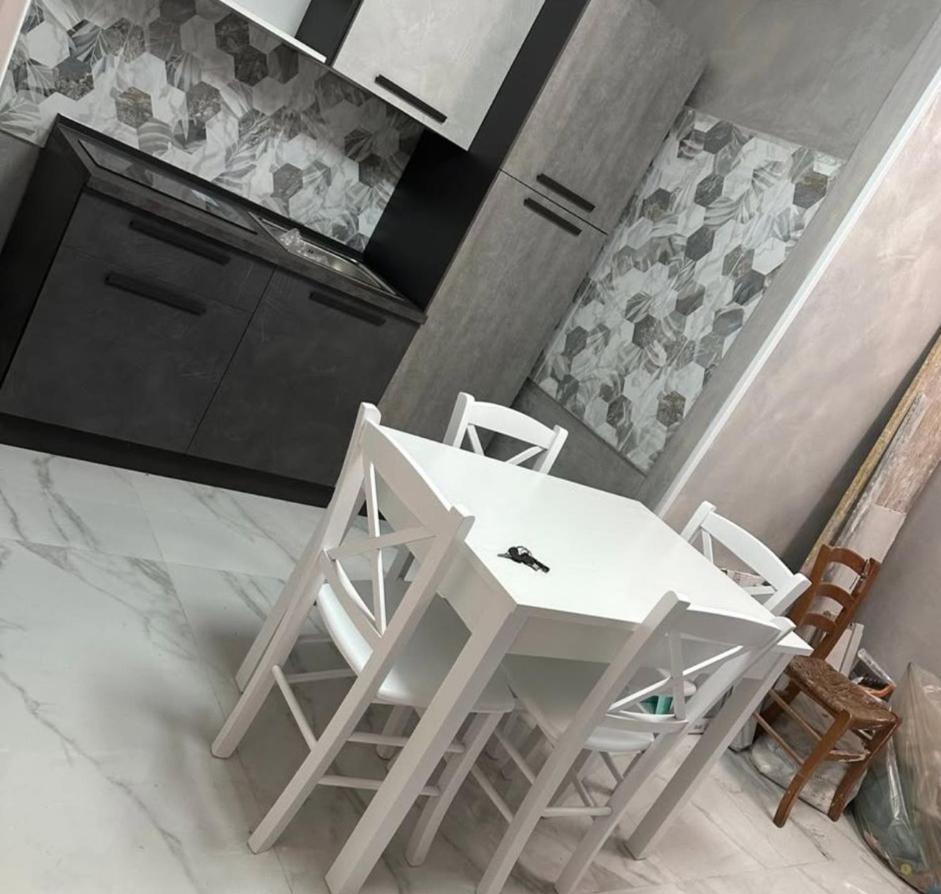 House Romolo Rom